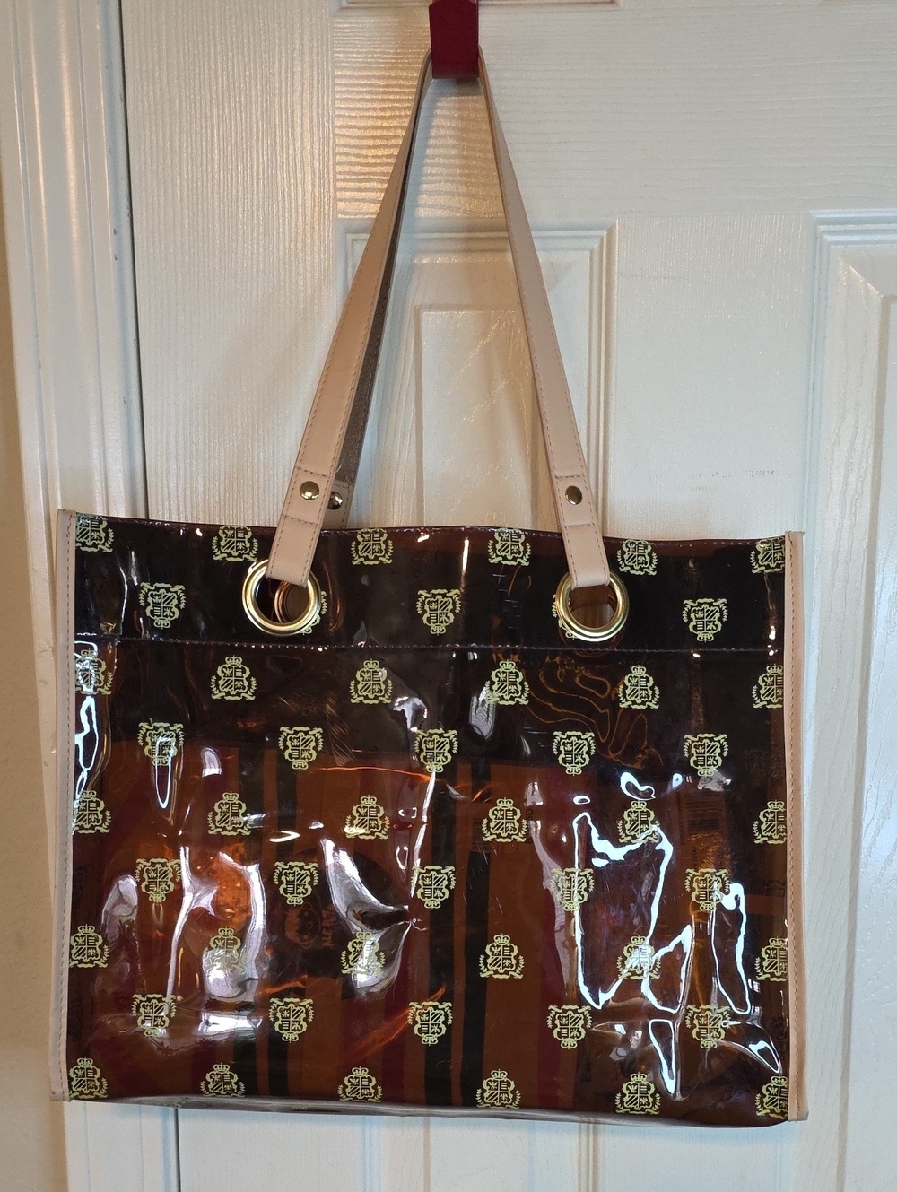 💃Vinyl Tote Bag, Borghese Rare Find. I Have Things In It To Keep It Open.